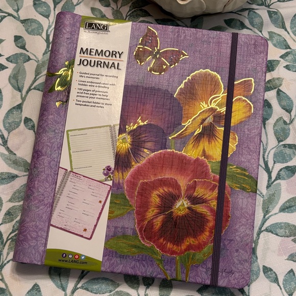 LANG Other - Purple Floral Pansies Personal Recollections Memory Journal NWT Lang